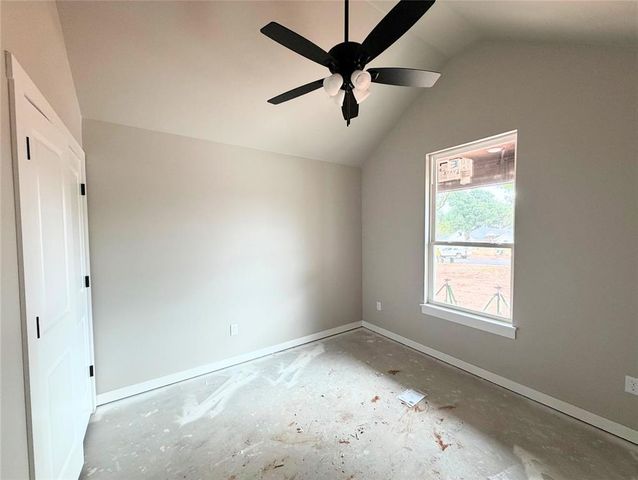 2204 Winter Ridge Road, Blanchard, OK 73010