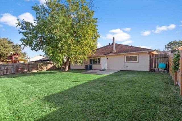 20038 Crazy Horse Circle Drive, Katy, TX 77449