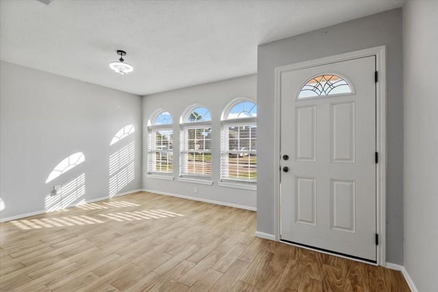 20038 Crazy Horse Circle Drive, Katy, TX 77449