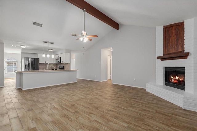 20038 Crazy Horse Circle Drive, Katy, TX 77449