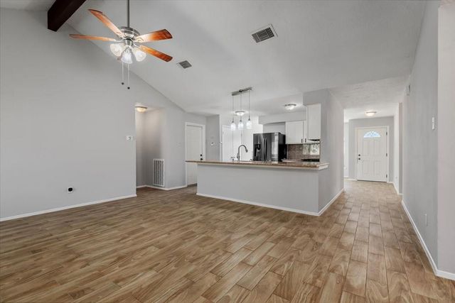 20038 Crazy Horse Circle Drive, Katy, TX 77449