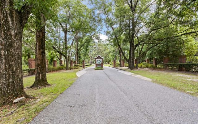 537 SW WINDSOR DRIVE, Lake City, FL 32024