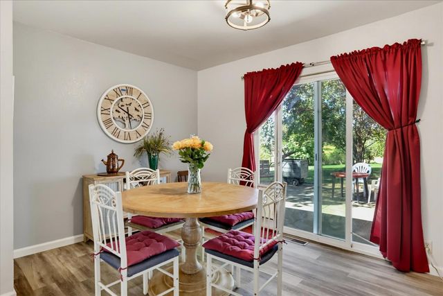 13909 Beyers Ln, Grass Valley, CA 95949