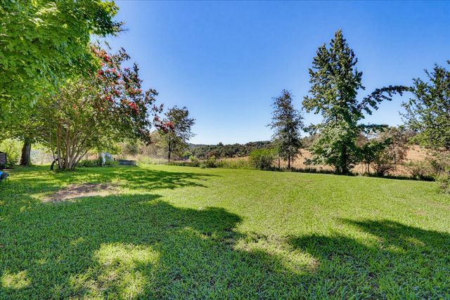 13909 Beyers Ln, Grass Valley, CA 95949