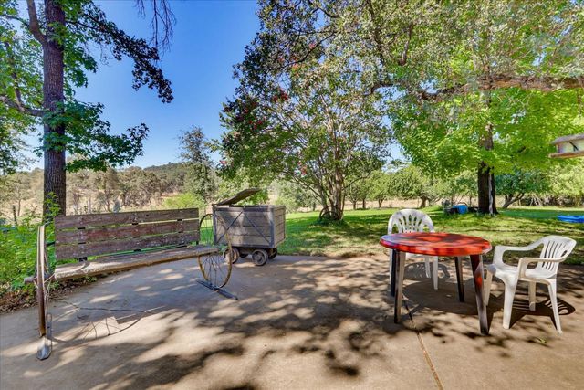 13909 Beyers Ln, Grass Valley, CA 95949
