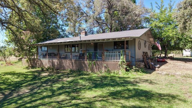 13909 Beyers Ln, Grass Valley, CA 95949