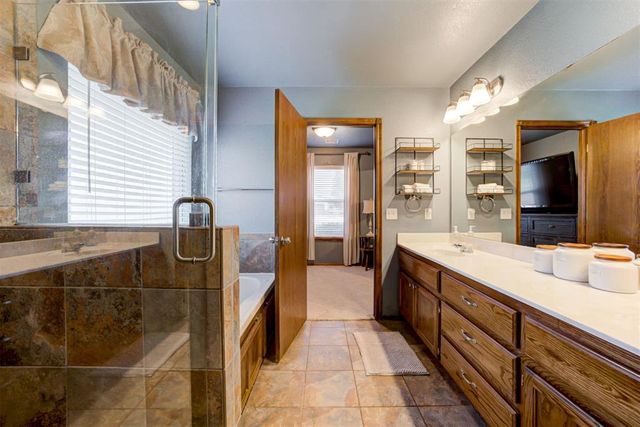 3470 NE Chuck Wagon Road, Piedmont, OK 73078