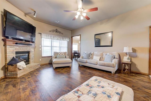 3470 NE Chuck Wagon Road, Piedmont, OK 73078