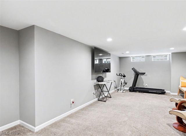 31773 N Roundhead Drive, Solon, OH 44139