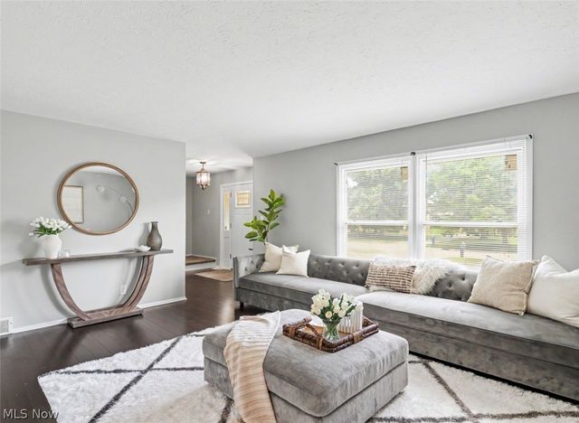 31773 N Roundhead Drive, Solon, OH 44139
