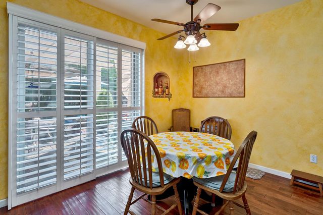 2058 Stonecrest Ln, Lincoln, CA 95648