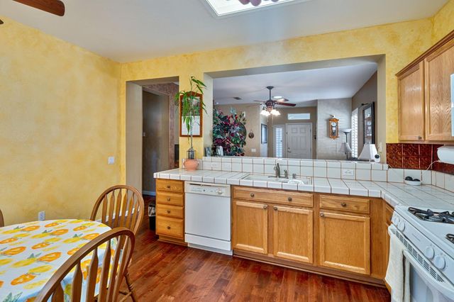 2058 Stonecrest Ln, Lincoln, CA 95648