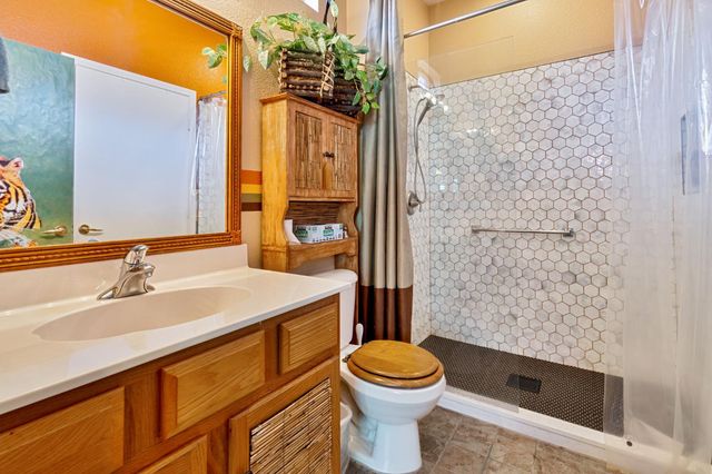 2058 Stonecrest Ln, Lincoln, CA 95648
