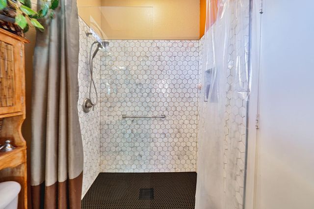 2058 Stonecrest Ln, Lincoln, CA 95648