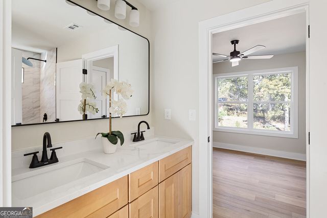 2425 Mellville, Decatur, GA 30032