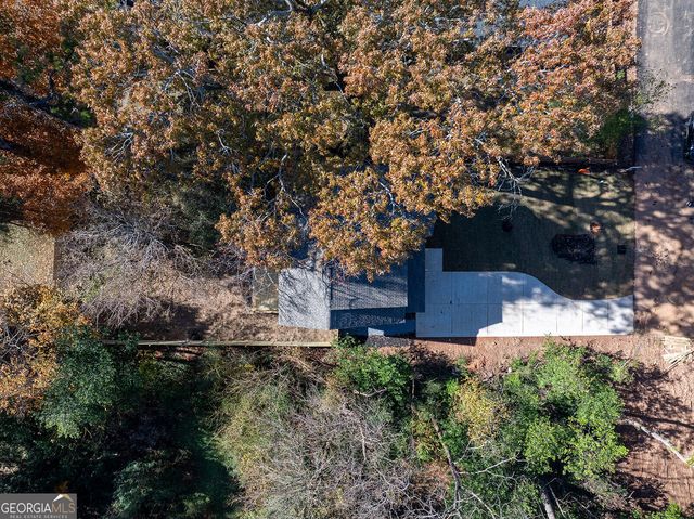 2425 Mellville, Decatur, GA 30032