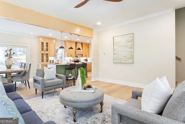 2425 Mellville, Decatur, GA 30032