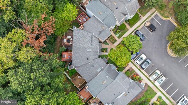 1731 QUIETREE DR, Reston, VA 20194