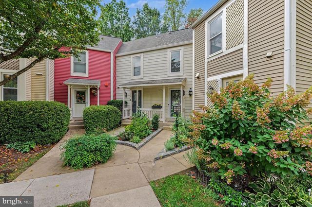 1731 QUIETREE DR, Reston, VA 20194