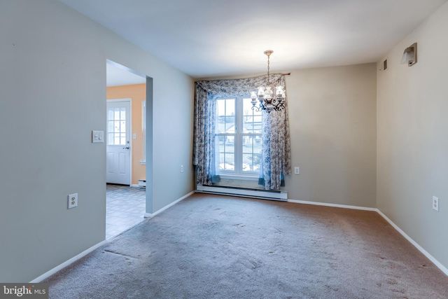 9 WESTMINSTER DR S, Southampton, NJ 08088