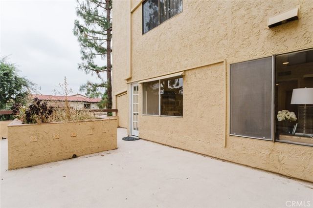 444 Piedmont Avenue 129, Glendale, CA 91206