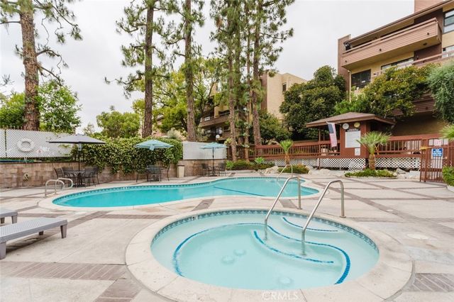 444 Piedmont Avenue 129, Glendale, CA 91206
