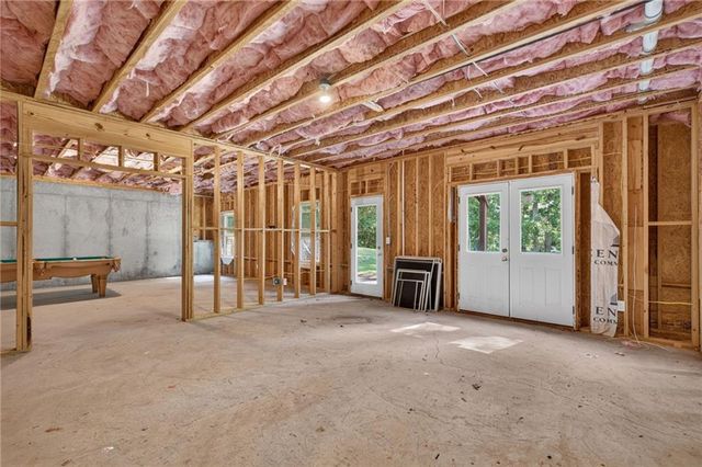 6852 Louis Drive, Locust Grove, GA 30248