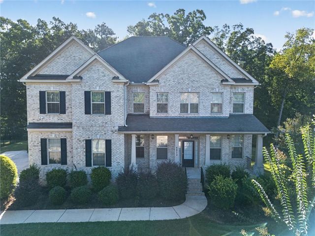 6852 Louis Drive, Locust Grove, GA 30248