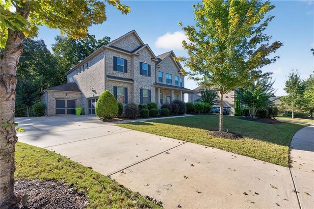 6852 Louis Drive, Locust Grove, GA 30248