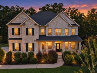 6852 Louis Drive, Locust Grove, GA 30248