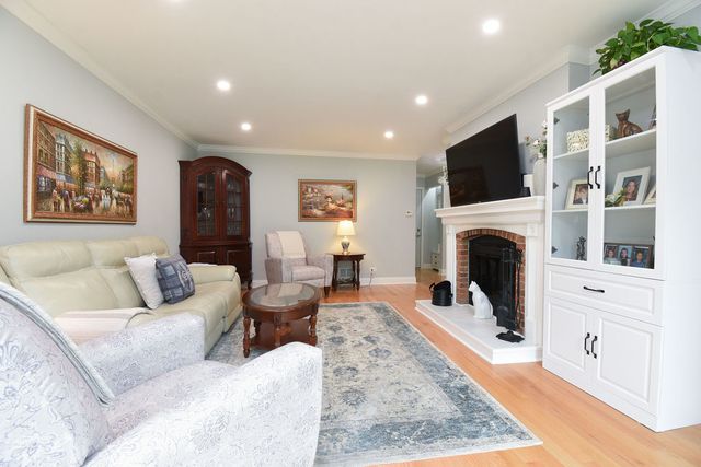636 Stirling Lane K, Prospect Heights, IL 60070