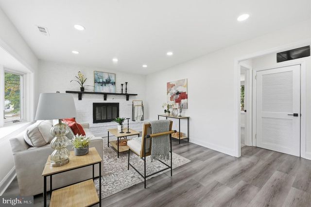 5507 WAYNE AVE, Pennsauken, NJ 08110