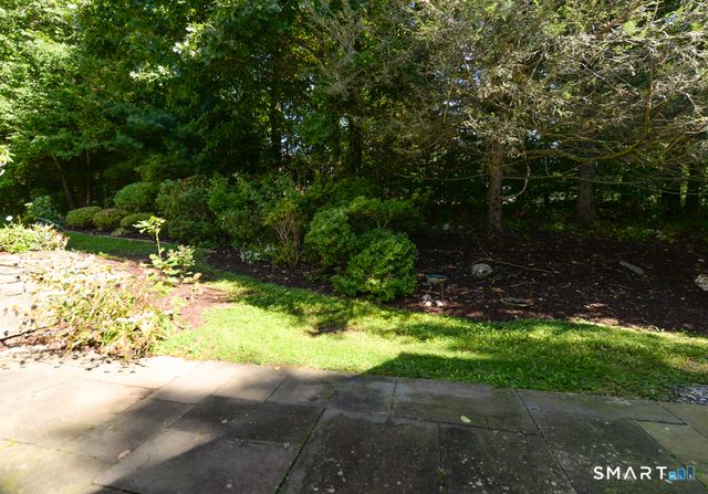 955 Heritage Village B, Southbury, CT 06488