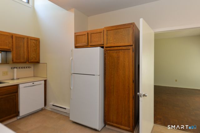 955 Heritage Village B, Southbury, CT 06488