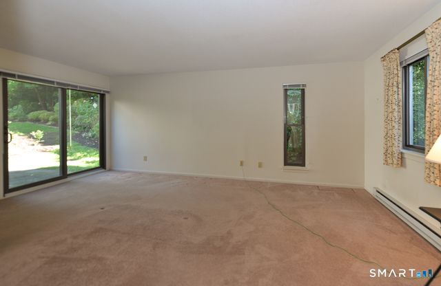 955 Heritage Village B, Southbury, CT 06488