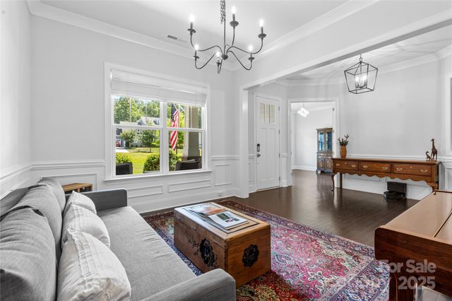 173 South Shore Drive, Belmont, NC 28012