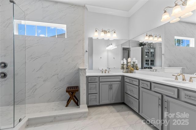 173 South Shore Drive, Belmont, NC 28012