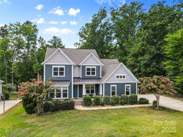 173 South Shore Drive, Belmont, NC 28012