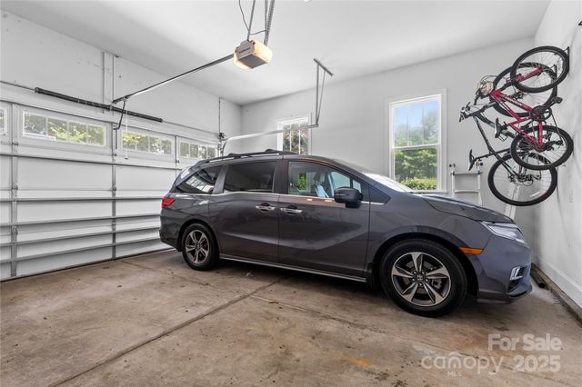 173 South Shore Drive, Belmont, NC 28012