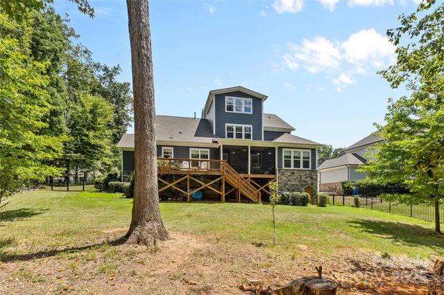 173 South Shore Drive, Belmont, NC 28012