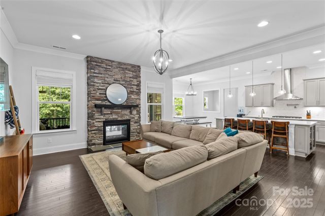 173 South Shore Drive, Belmont, NC 28012