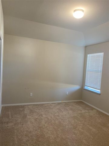 211 Living Reef DR, Maxwell, TX 78656