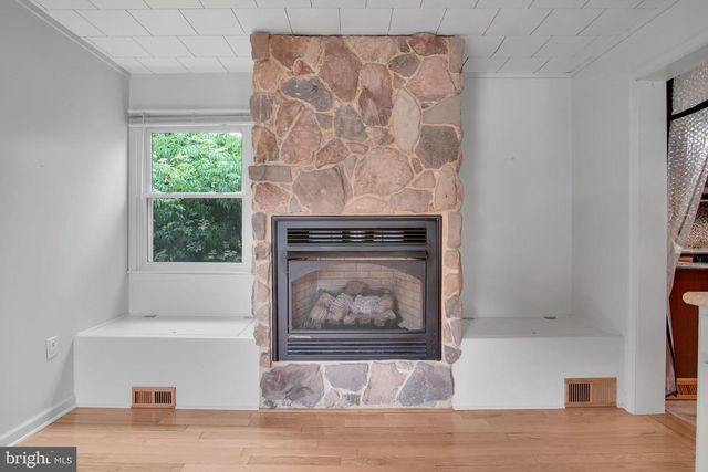13 ROCKAWAY DR, Camp Hill, PA 17011