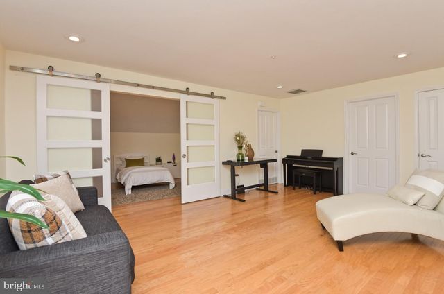 526 BRICKHOUSE RD, Princeton, NJ 08540