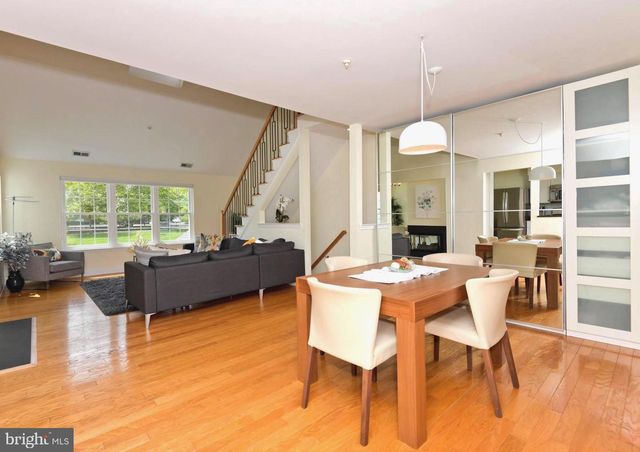 526 BRICKHOUSE RD, Princeton, NJ 08540