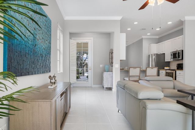 254 Marlberry Circle, Jupiter, FL 33458