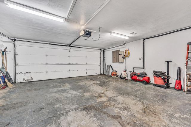 291 Windridge PKWY, Hardy, VA 24101