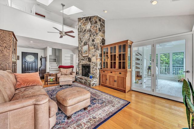 291 Windridge PKWY, Hardy, VA 24101