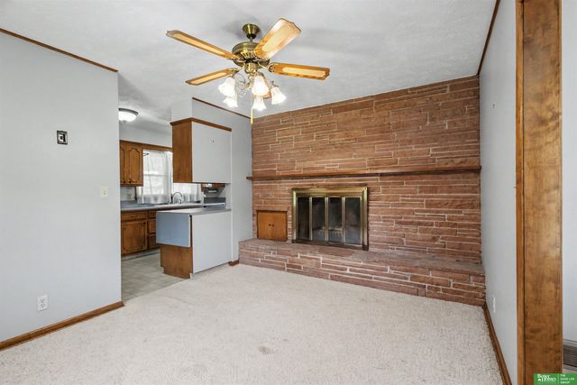 2132 E 10th Street, Fremont, NE 68025