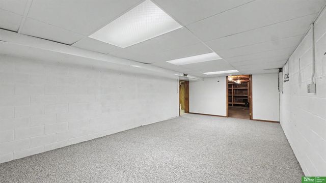 2132 E 10th Street, Fremont, NE 68025